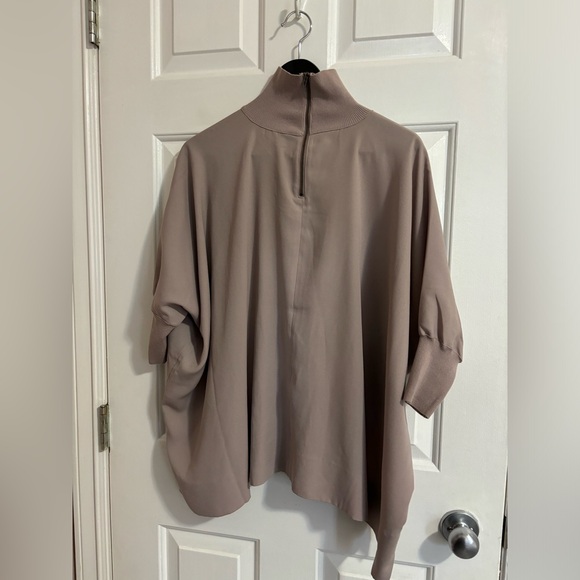 Babaton poncho - Picture 2 of 5